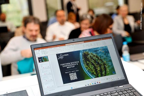 The partner universities of the European FORTHEM Alliance met at Mainz University to discuss their approaches and initiatives in the field of biotechnology and to explore opportunities for cooperation. (photo/©: Stefan F. Sämmer / JGU)