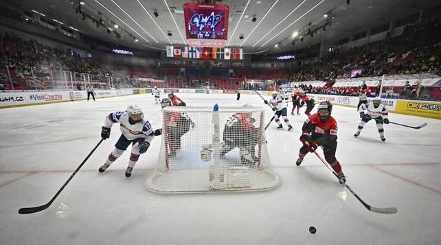 Sweden shuts out Hungary and Japan defeats Norway at women’s ice hockey worlds