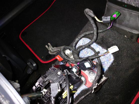 new switch unit installed, ready for testing - the box is stuck to the existing gear selector with 3M tape and velcro, I also wrapped the connector to the existing multiway with Tesa tape so it becomes part of the big loom for the audio aux in, 12V socket and USB and shouldn't rattle around when driving