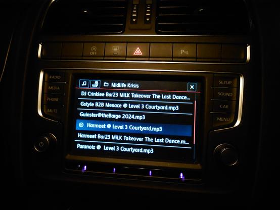 Testing playing back music over USB after the connector to the centre console was put back (it was a real hassle to remove)