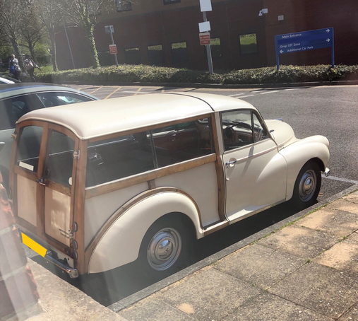 It’s Friday yay! Mrs.Minis car is having its MOT today so she took the #MorrisMinor t’work. Her boss got car envy and has told everyone it’s his, apparently. Do you take your motor t’work? http://miniphernalia.co.uk