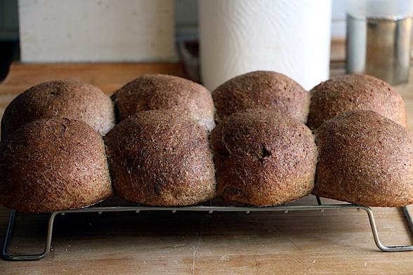 Baked 100% wholemeal (wholewheat) bread rolls.

1,480g dough into the oven. 1,320g bread came out.