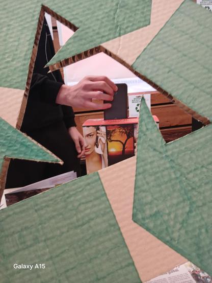 Sakeleko zaharra Alboan fundazioaren kutxan sartzen.