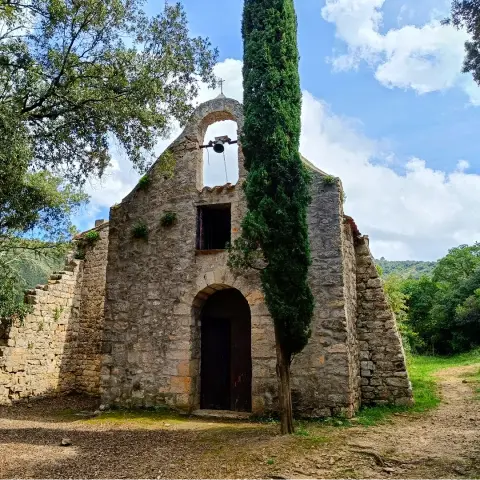 Entre Lac de la Boissière, prieuré Notre-Dame de Valcrose, et puech Bartelié