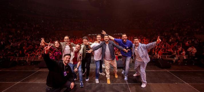 La familia de ELS40 y parte de LOS40 os dan las GRACIAS / DPA