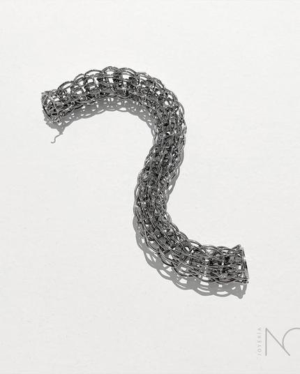 foto de una pulsera de eslabones