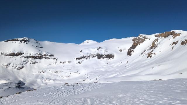 On the summit of the "Lämmerenhorn". In the background the glacier "Wildstrubel".
