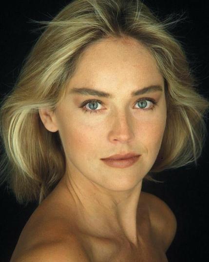 Sharon Stone, 1992