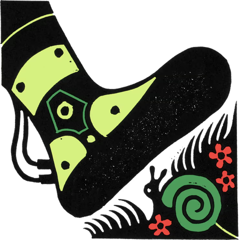 Futurystyczny but, nadeptujący ślimaka w trawie i kwiatkach