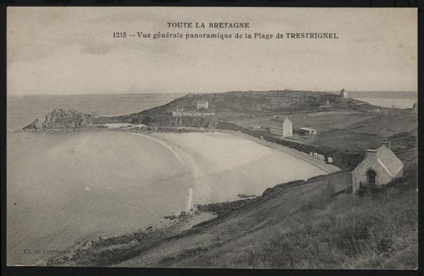 A panoramic view of Trestignel Beach in Brittany, featuring a curved coastline with rocks, sandy areas, and several buildings on the landscape. The image is in black and white and appears to be a vintage postcard.