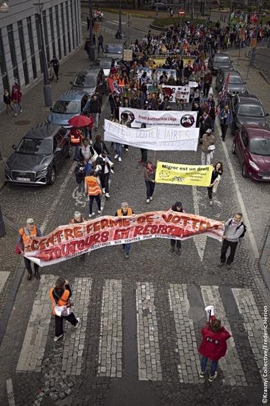 Vue de la foule des manifestants