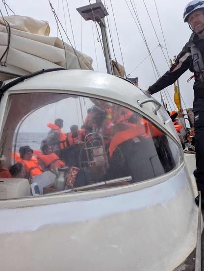 27 Geflüchtete an Bord der Trotamar III