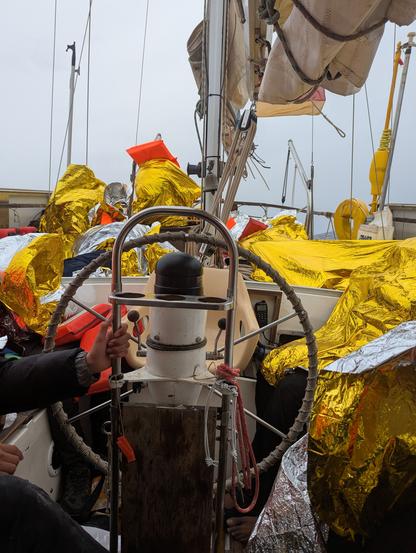 27 Menschen an Bord der Trotamar III