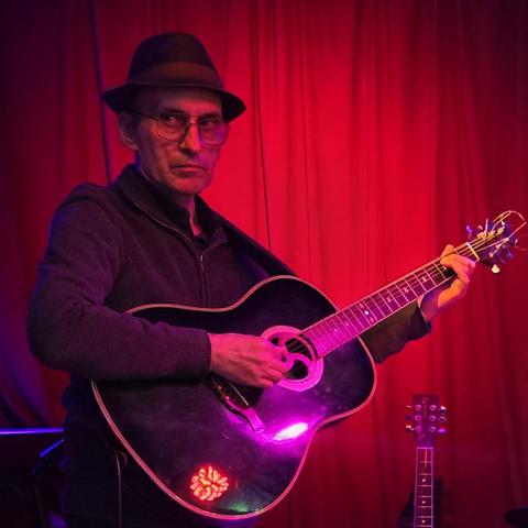 Khâro en concert
