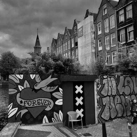 “Café Soundgarden”, Marnixstraat.