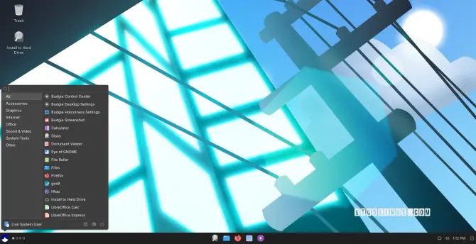 Screenshot of Ultramarine 41 with the Budgie desktop environment showing the applications menu.