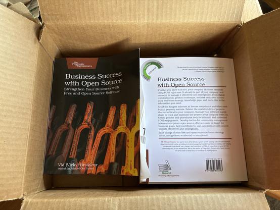 That’s more like it. Five copies of Business Success with Open Source were hiding under the packing paper.