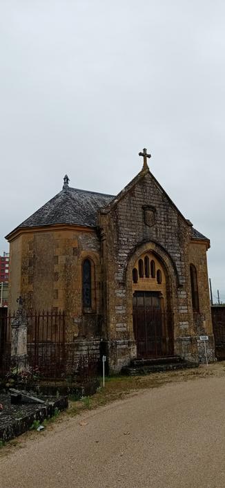 Une grande chapelle