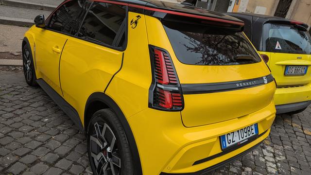 Renault 5