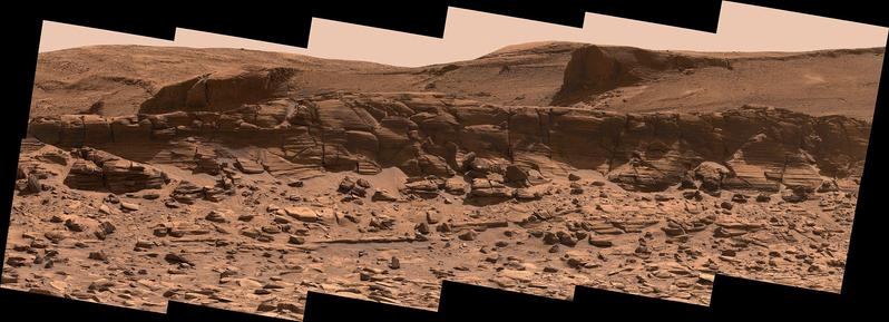 MSL_-_Sol_4511_-_MastCam_(54457306473).jpg