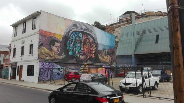 "Injusticia" by Pedro Uilli, Ha Crew & CuellIimangui in Valparaiso, Chile