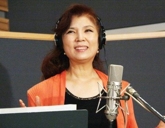 Nude photos of deceased singer Aki Yashiro spark row in Japan