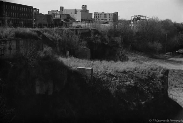 Nikon F2 w/50mm f/1.4 Nikkor on Foma 400 (@200)