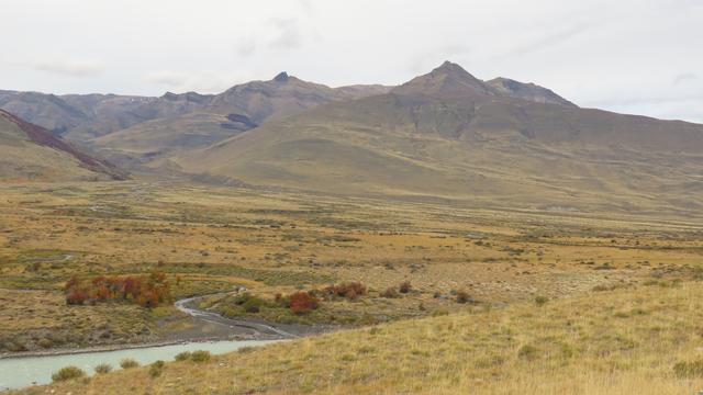 Weites Tal vor der Stadt