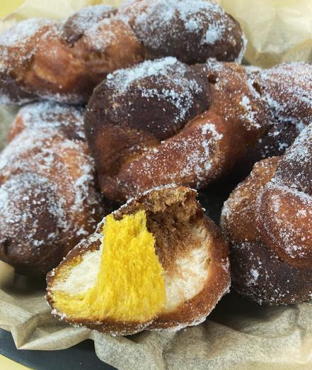 Vanilla, Salted Caramel &amp; Chocolate Doughnut Twists

#food #foodporn #doughnuts