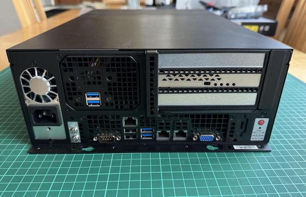 Supermicro SYS-E403-12P-FN2T for Xeon 3rd Gen with DDR4
