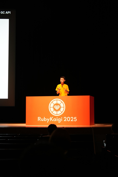 Peter on stage at RubyKaigi