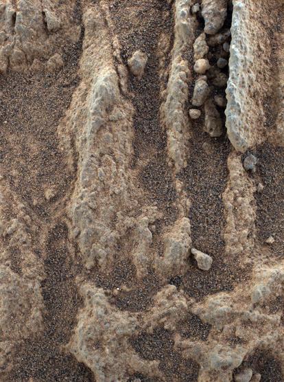 Mars2020_-_Sol_1479_-_WATSON_-_Decorrelated_Color_(54461418357).jpg