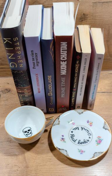 Livres et tasse