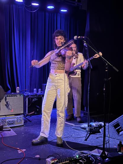Libby, fiddle player.
