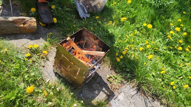 Feuer in einer Bushbox