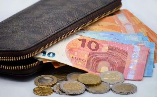 monedas y billetes de euro