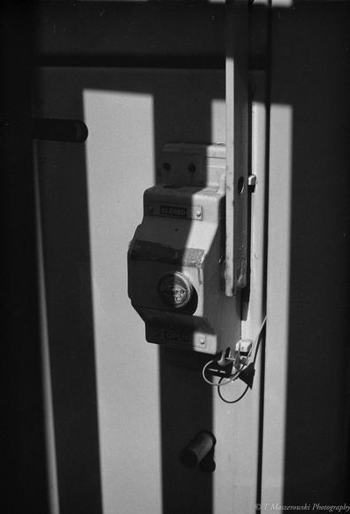 Nikon F2 w/50mm f/1.4 Nikkor on Foma 400 (@200)