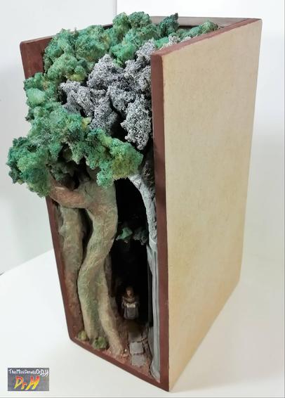 Right side of the Mirkwood Book-Nook.