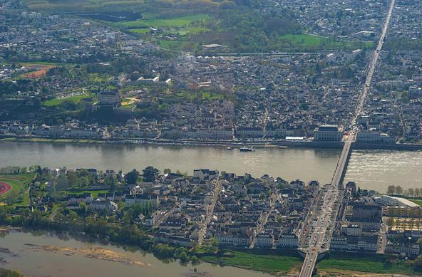 vue aérienne de Saumur