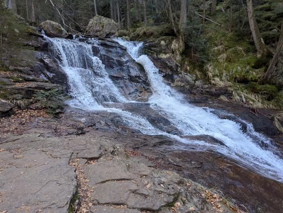 Die Rißlochwasserfälle.