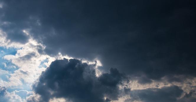 nuages et quelques éclaircies