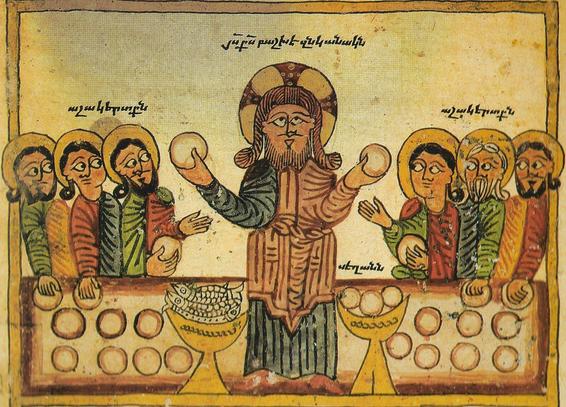 Jesus bryter brød med disiplane sine.