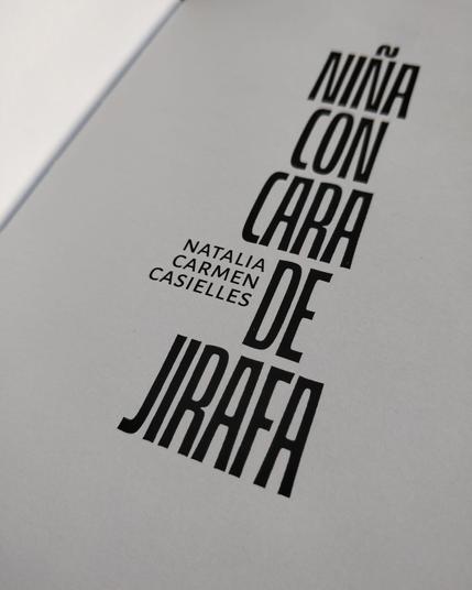 Niña con cara de jirafa