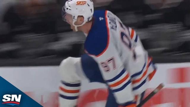 Oilers' Connor McDavid Dances Through Kings Defence for Highlight-Reel Goal