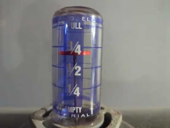 The photo shows my oil tank was just below 3/4 full.