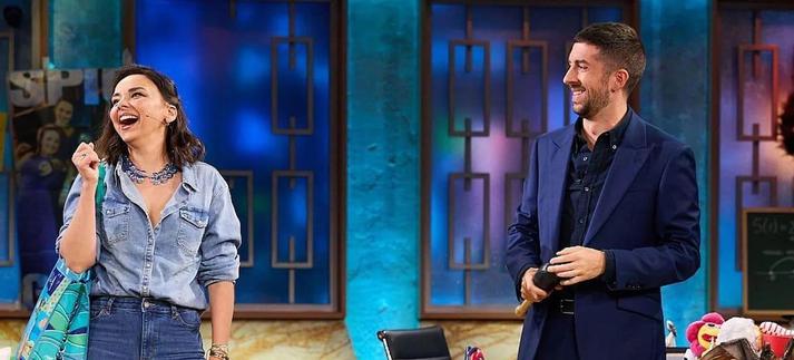 Chenoa y David Broncano, en 'La Revuelta' de TVE