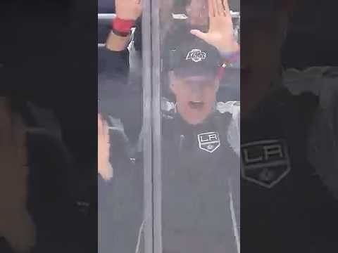 Will Ferrell Celebrates An LA Kings Goal 👏