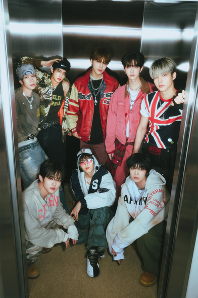 Younite Group Photo in an elevator