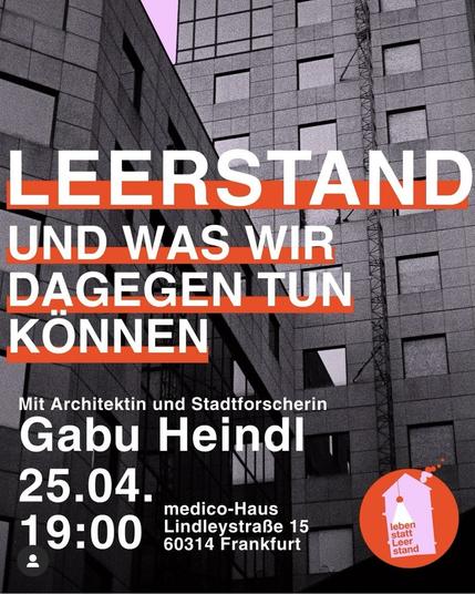 Teaserbild zur Veranstaltung mit weißer Schrift auf einem SW-Bild einer Hausfassade