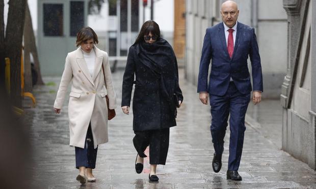 l juez que investiga el caso Koldo en el Tribunal Supremo (TS) toma este jueves declaración a varios testigos, entre ellos a Jéssica Rodríguez, la mujer que según la Guardia Civil mantenía una "relación particular" con el exministro José Luis Ábalos, y a la que la trama habría pagado el alquiler de una vivienda en Madrid. (EFE/ Javier Lizón)
